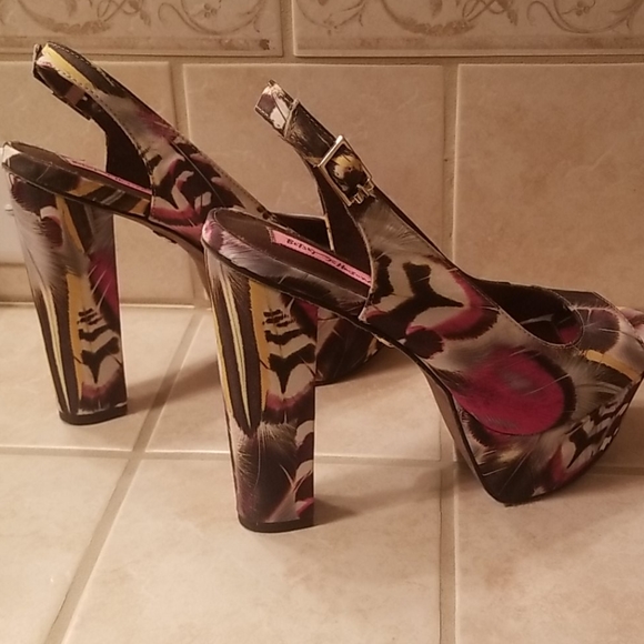 Platform heels - Picture 1 of 4